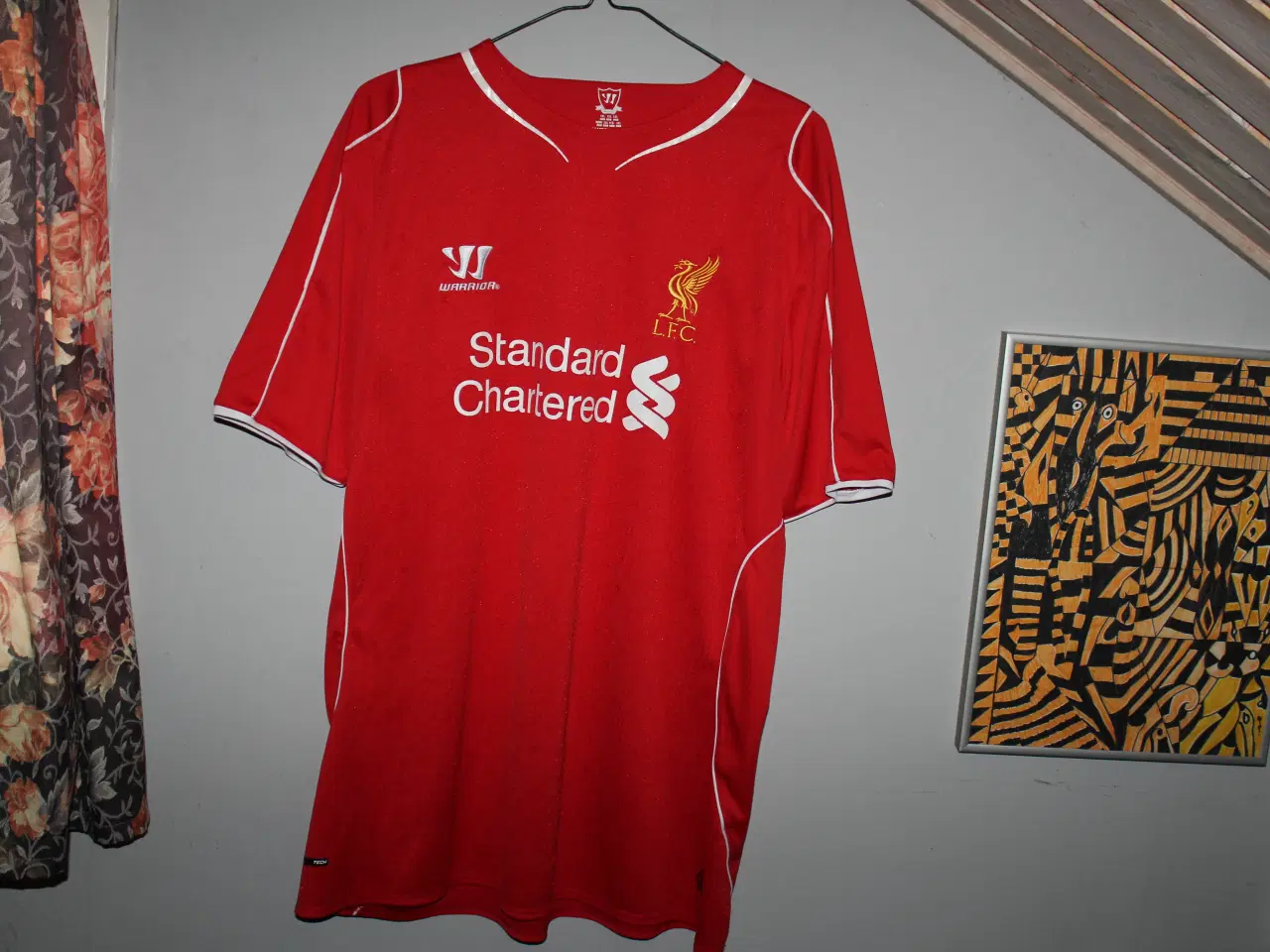 Billede 1 - Liverpool-hjemmebanetrøje fra sæsonen 2014-15