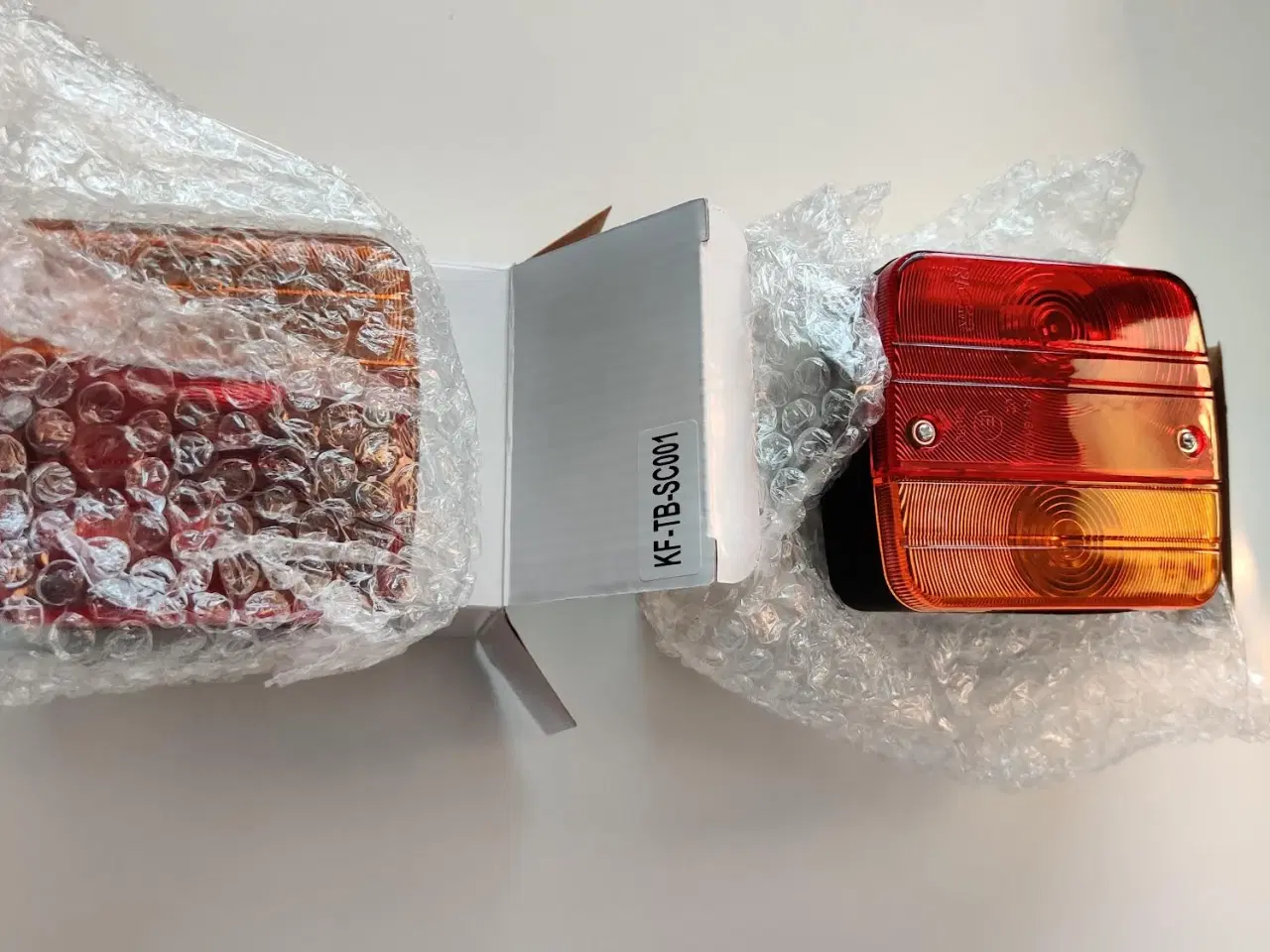 Billede 2 - 3 sæt nye baglygter