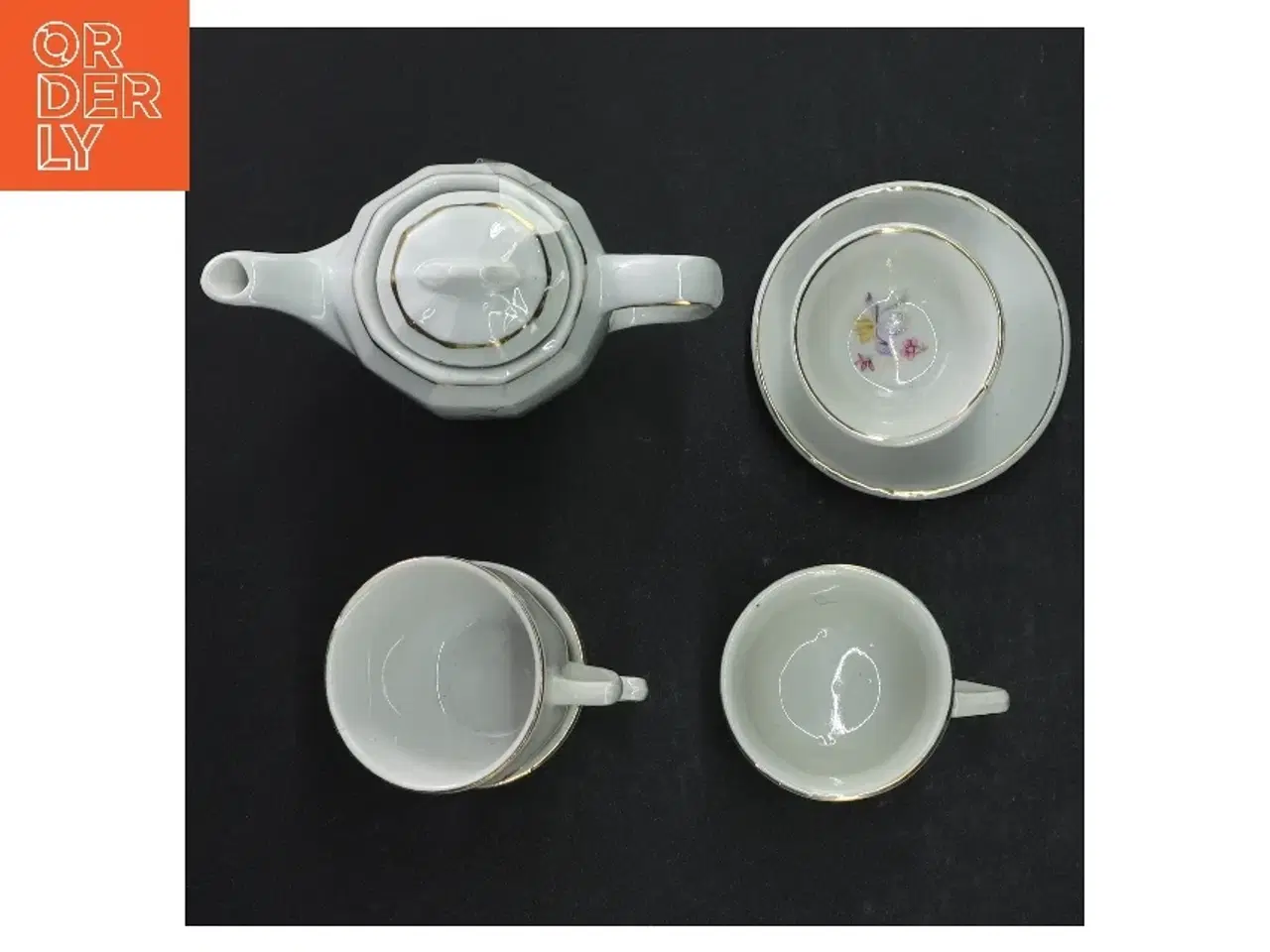 Billede 2 - Porcelæn dukkestel (str. Højde af te kande. 11 cm)