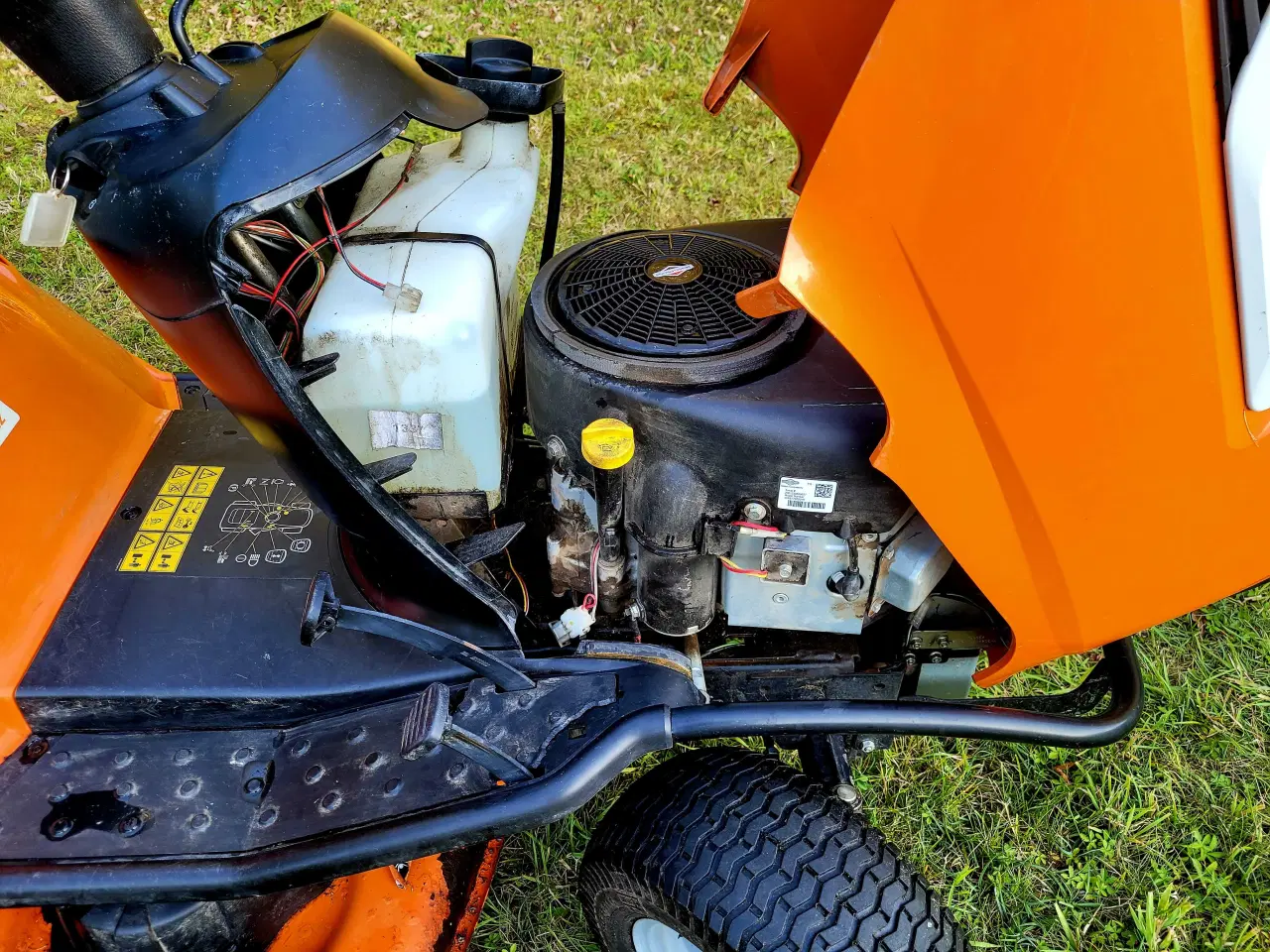 Billede 14 - Flot Stihl RT 4112 SZ havetraktor