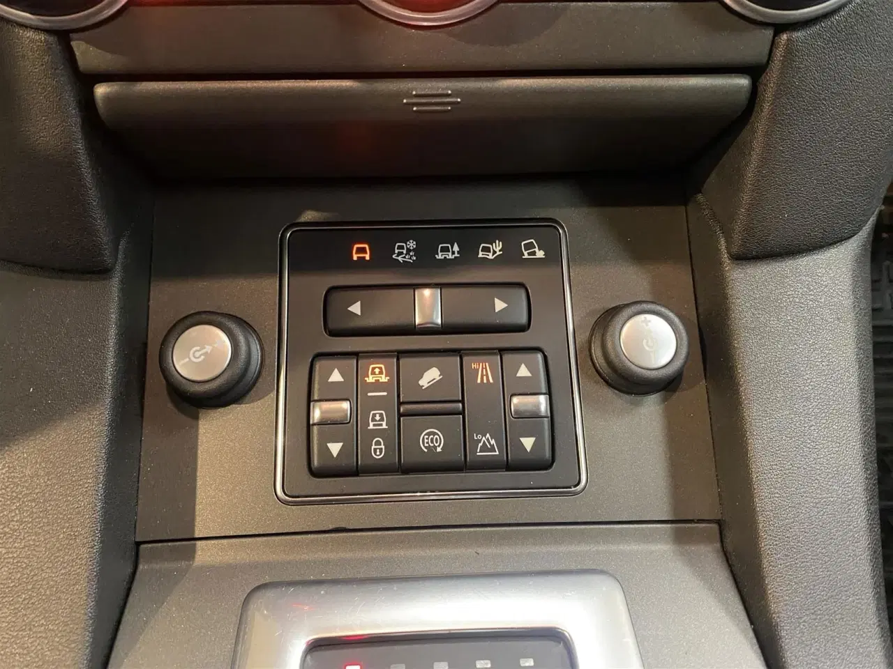 Billede 23 - Land Rover Discovery 3,0 SD V6 HSE 4x4 256HK 5d 8g Aut.