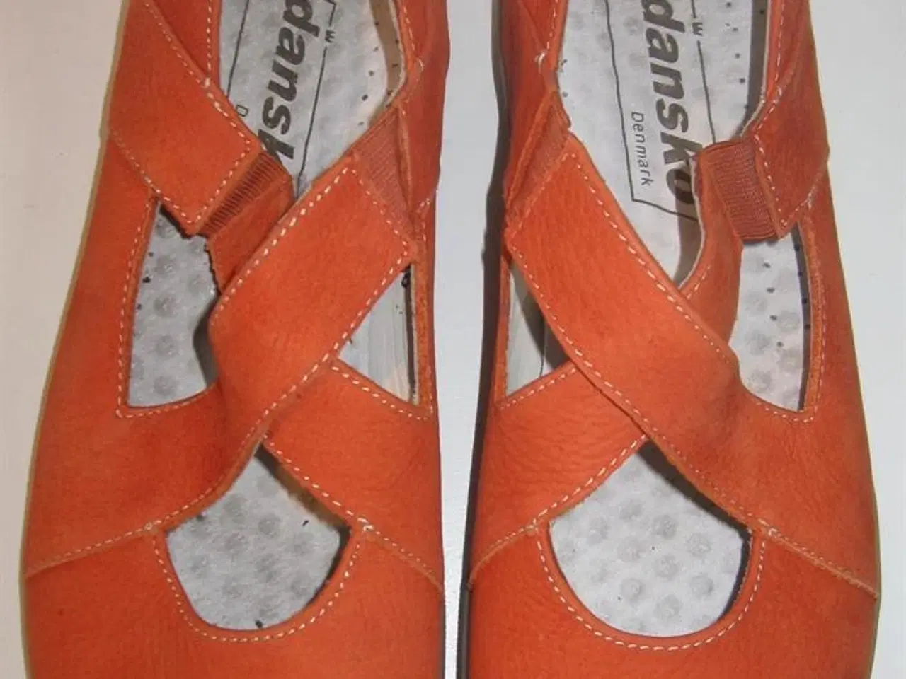 Billede 2 - Dansko, orange sko, str 40