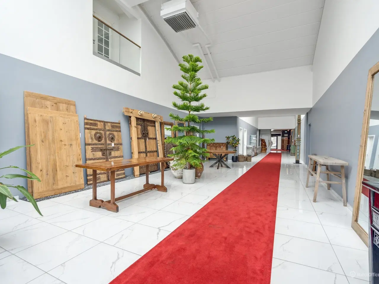 Billede 17 - Renoveret lejemål i en fabriksbygning med tilhørende stor parkeringsplads