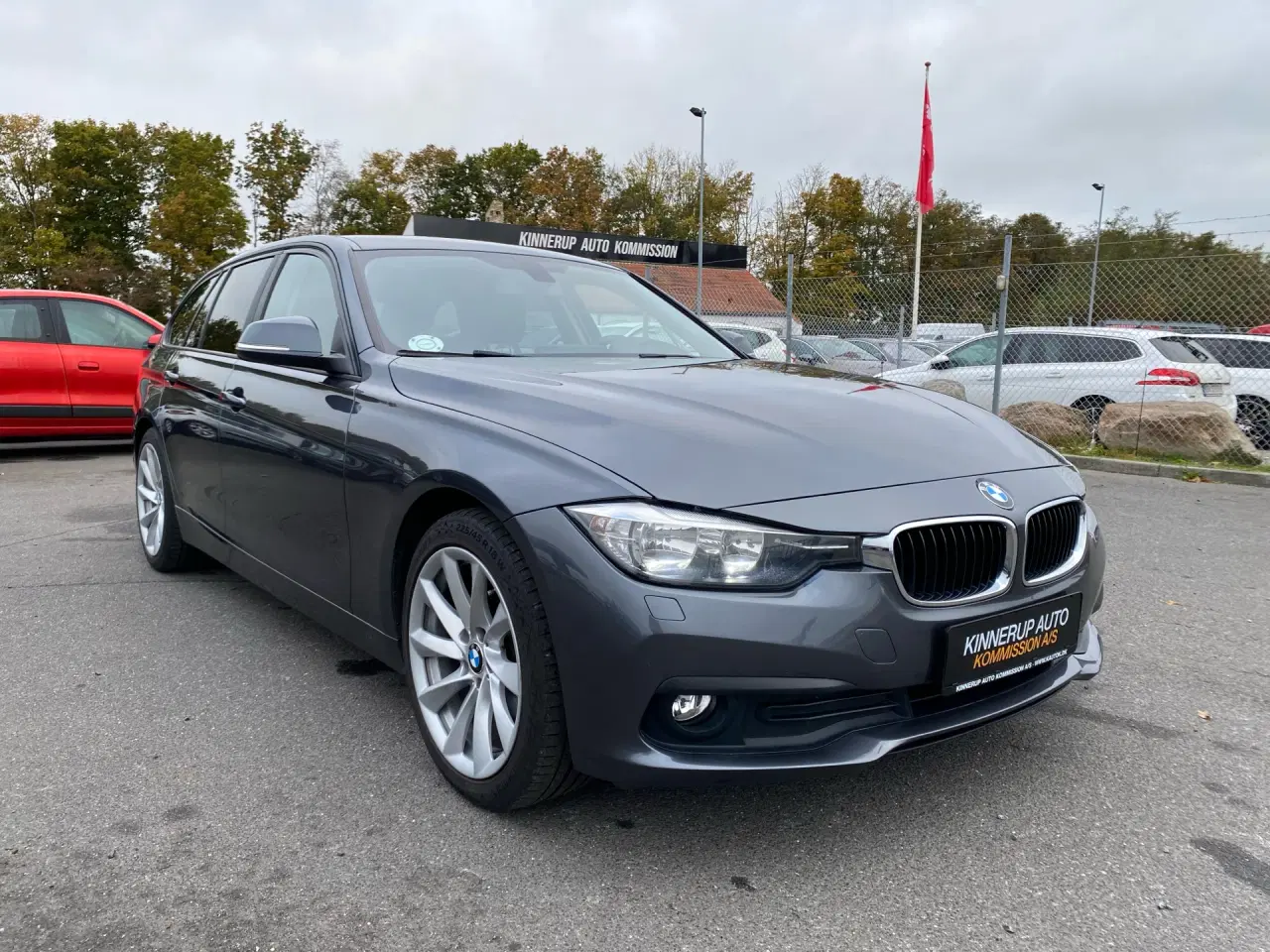 Billede 2 - BMW 320d Touring 2,0 D Advantage Steptronic 190HK Stc 8g Aut.