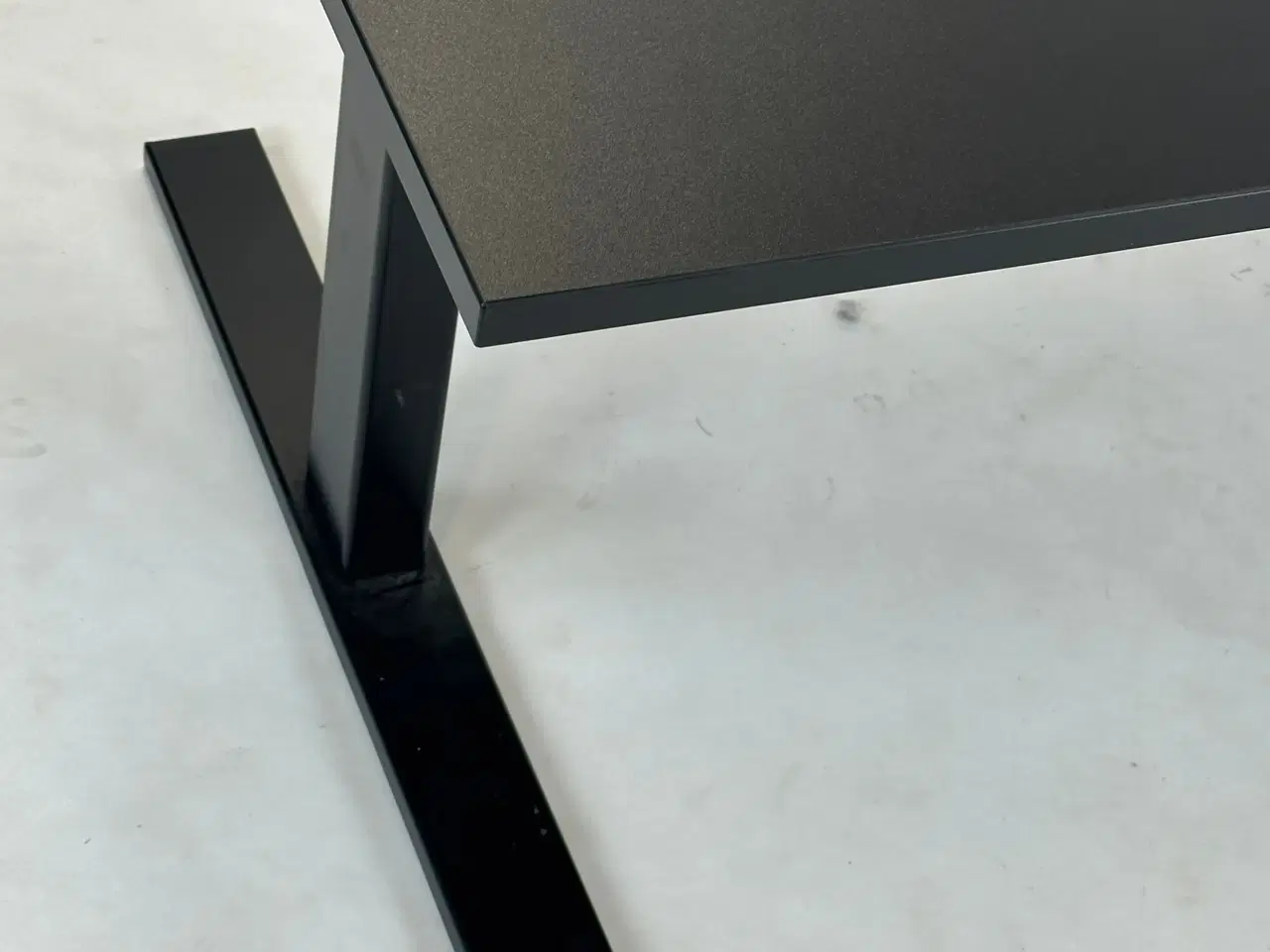 Billede 3 - Hæve-/sænkebord 140x80 - Linak