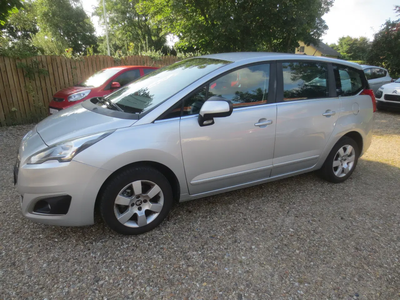 Billede 2 - Peugeot 5008 1.6 HDi År 14. 7 Pers.