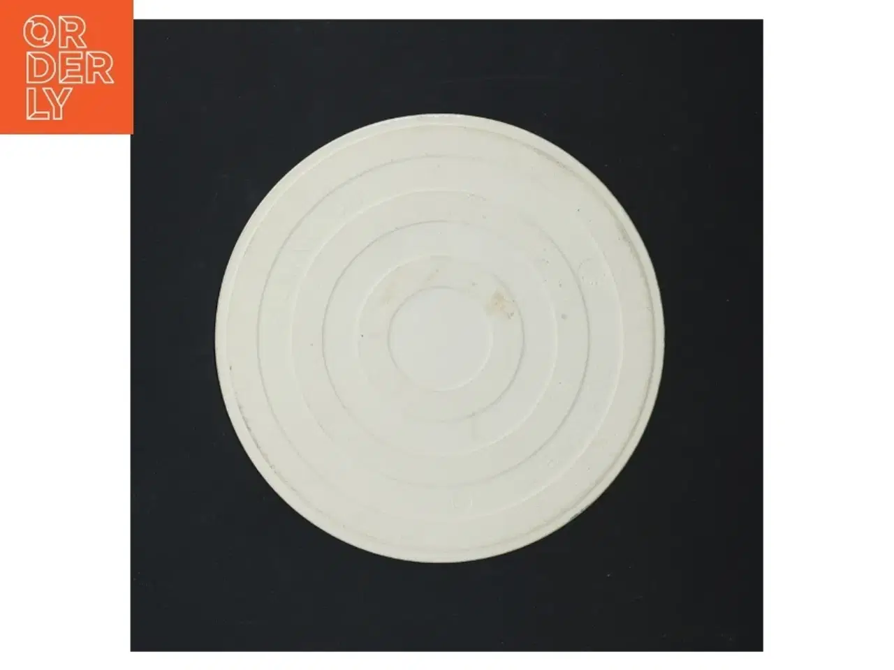 Billede 2 - Dekorativ tallerken med tekst (str. Ø 15,5 cm)