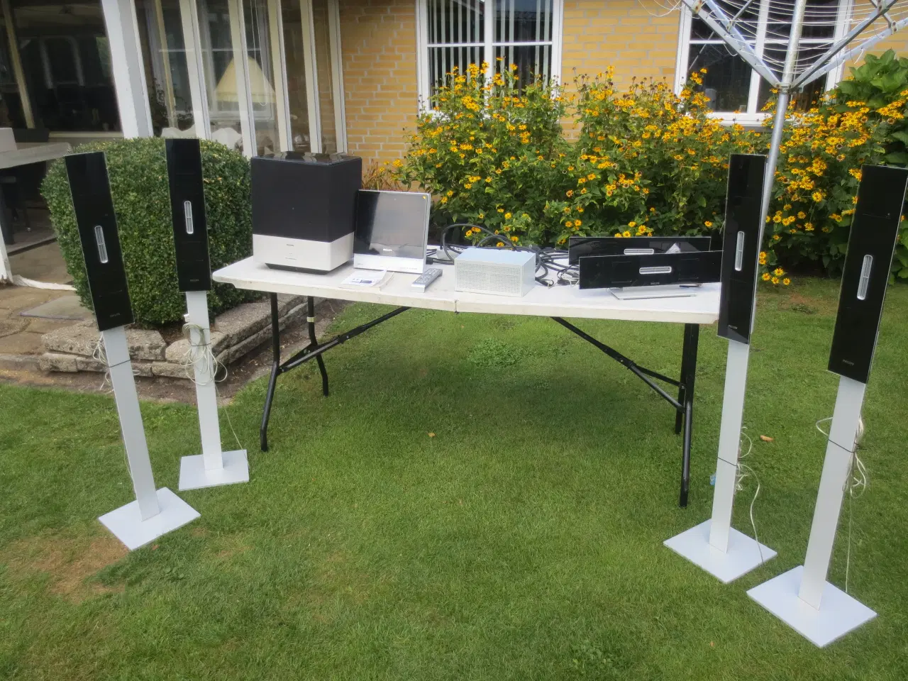 Billede 1 - 1 sæt Phillip Radio Model HTS9800W Anlæg