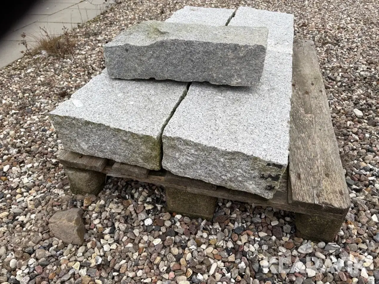 Billede 10 - Kantsten granit 9 styk.