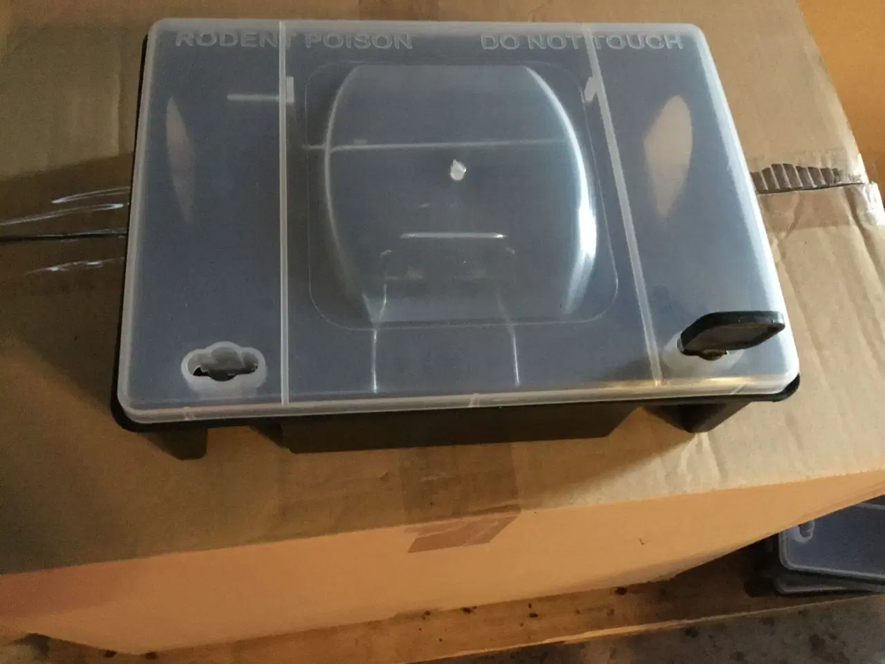 Billede 2 - Depot med smækfælde 