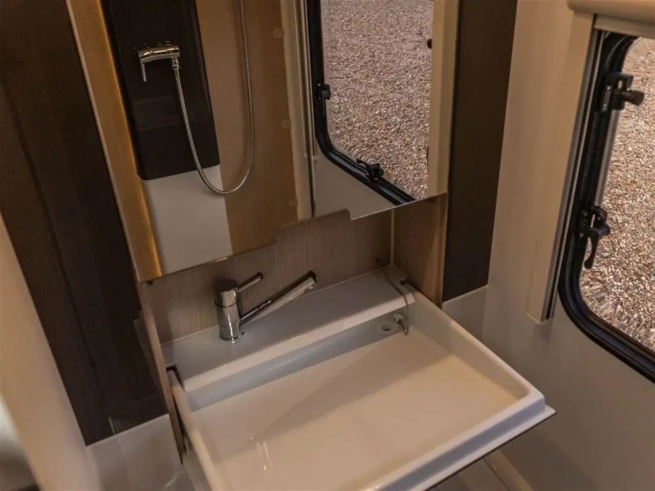Billede 12 - 2022 - Adria Action 391 LH   Populær rejsevogn