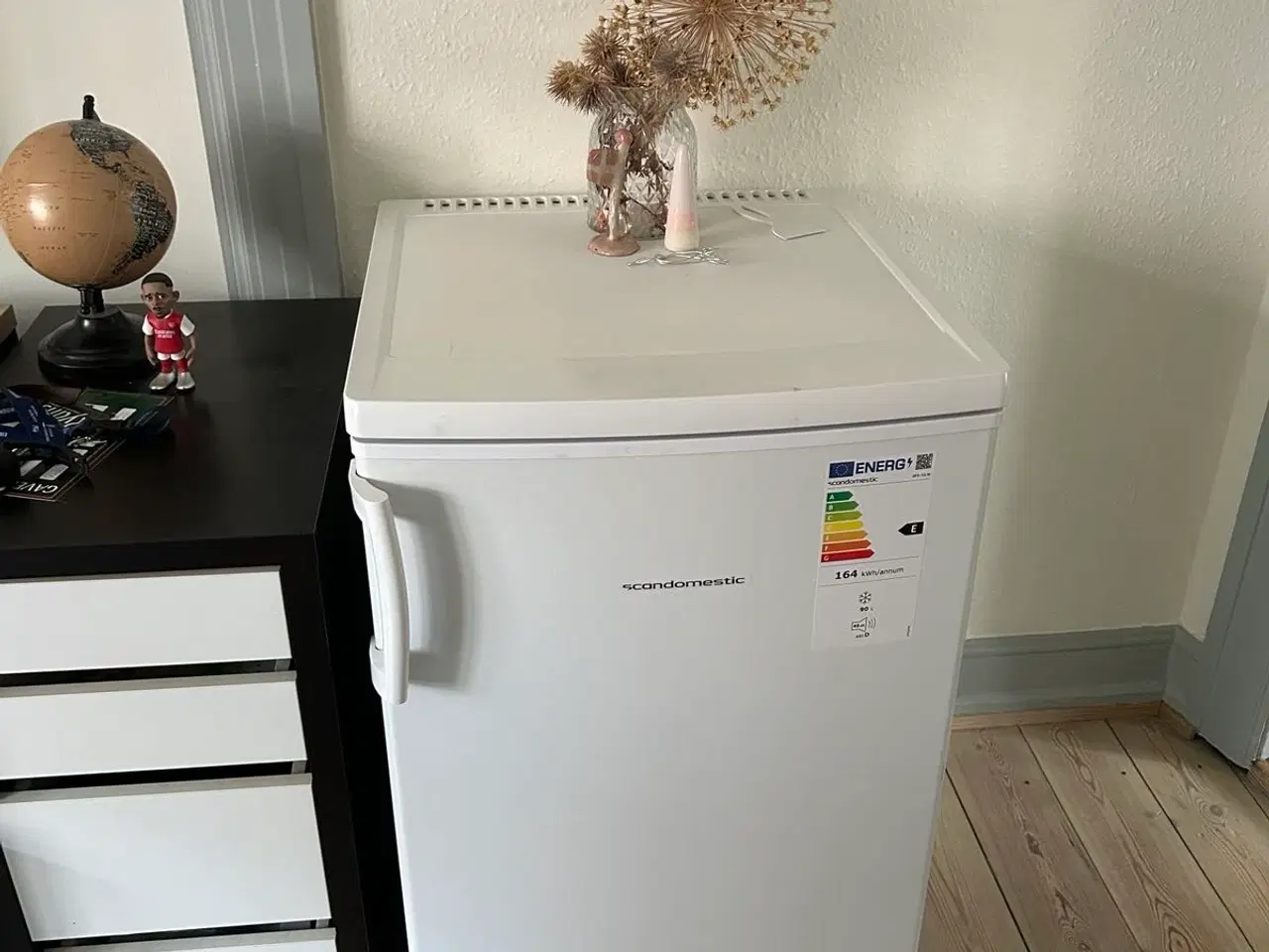 Billede 1 - Lille fryser fra Scandomestic inkl. drypbakke