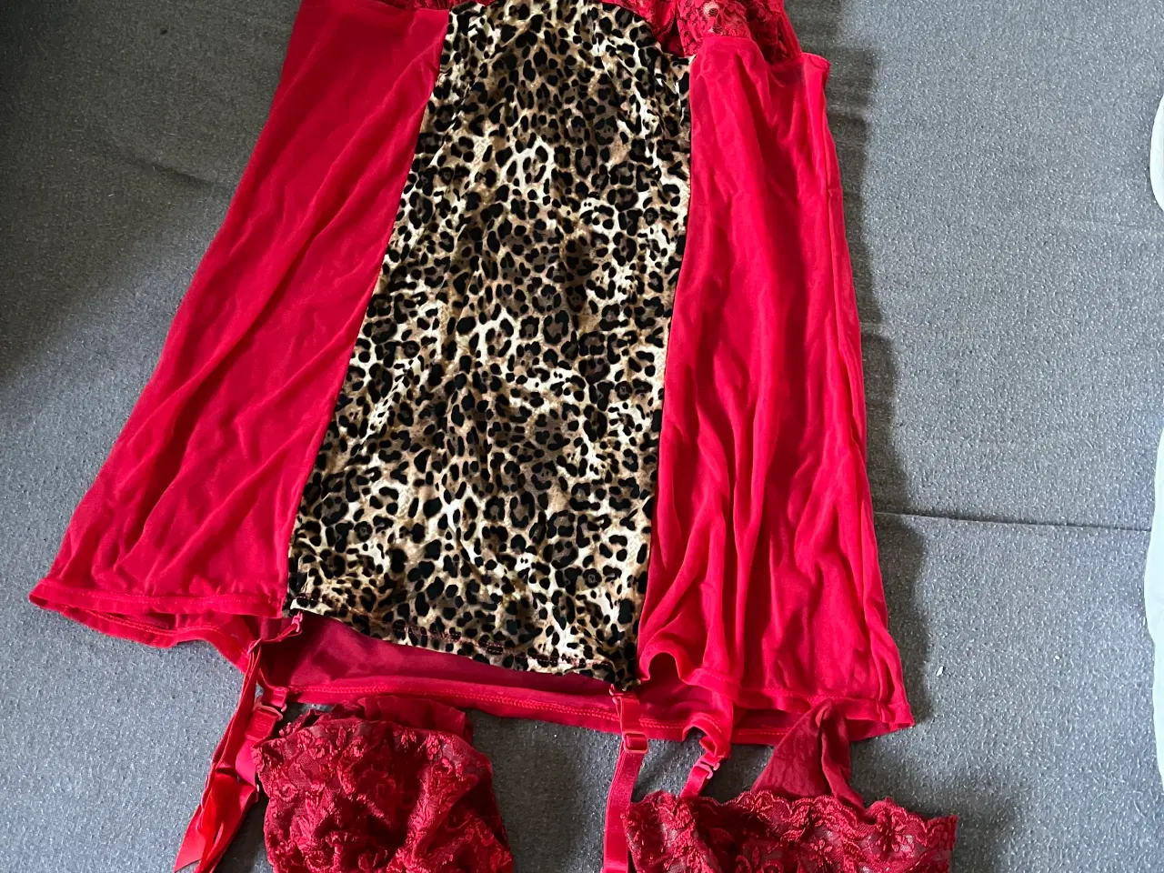 Billede 1 - Lingeri sæt str M