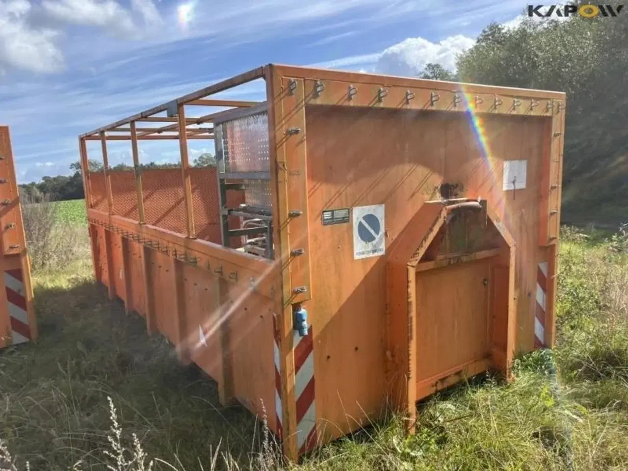 Billede 3 - - - - Container med bagsmæk og indhold