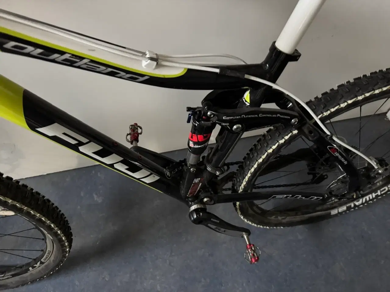 Billede 7 - Fuji Outland pro skovcykel ( mountainbike)