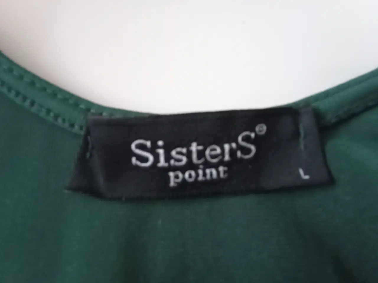 Billede 3 - Kjole med glimmer