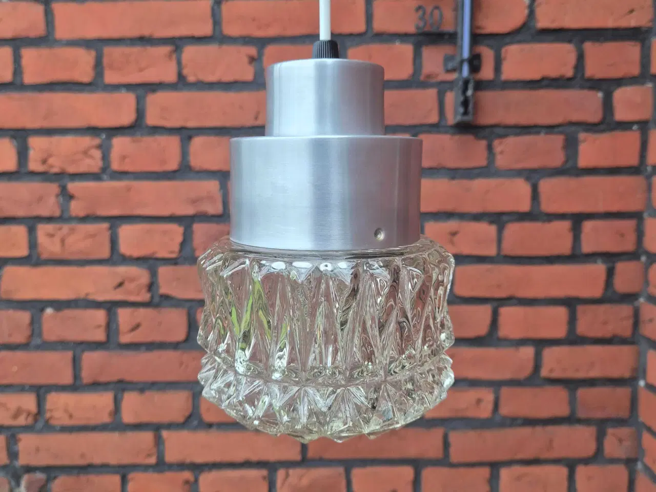 Billede 1 - Sød retrolampe i alu og glas