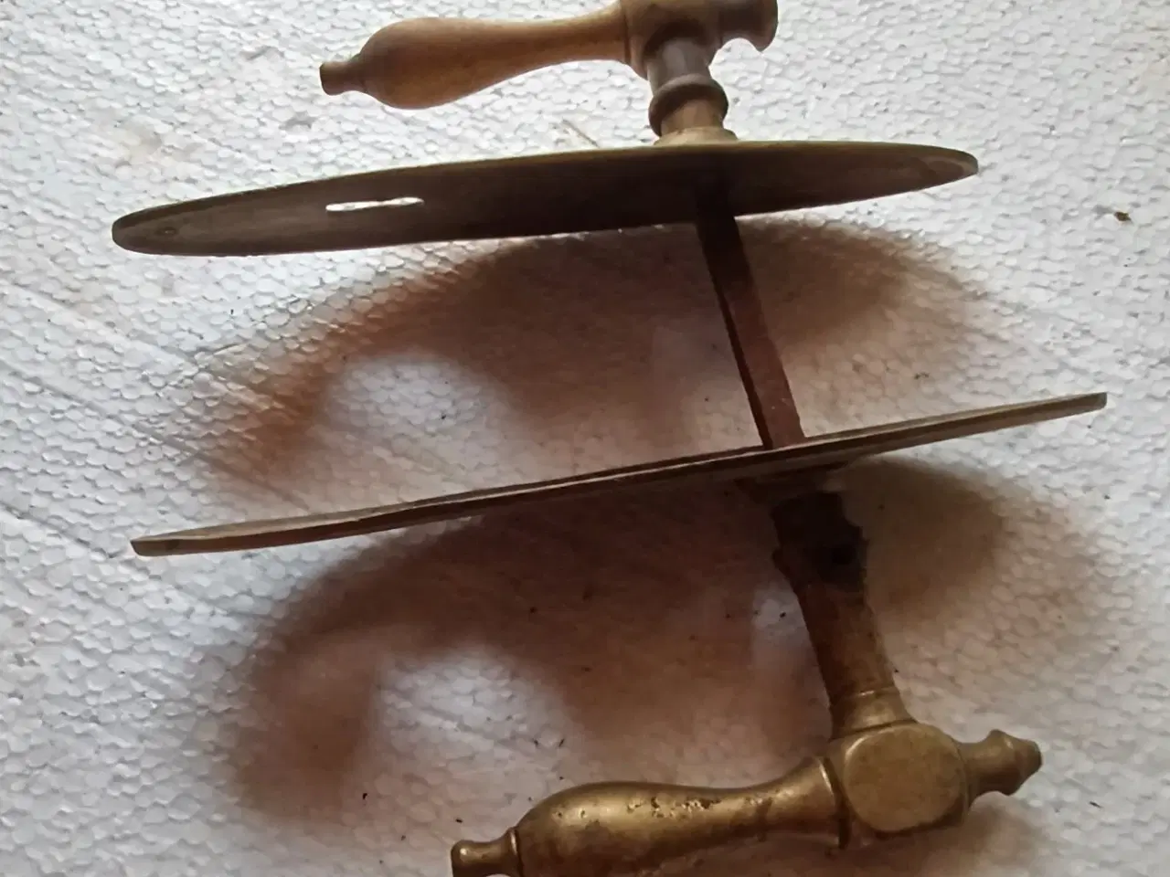 Billede 3 - Antik messingdørgreb, tosidet
