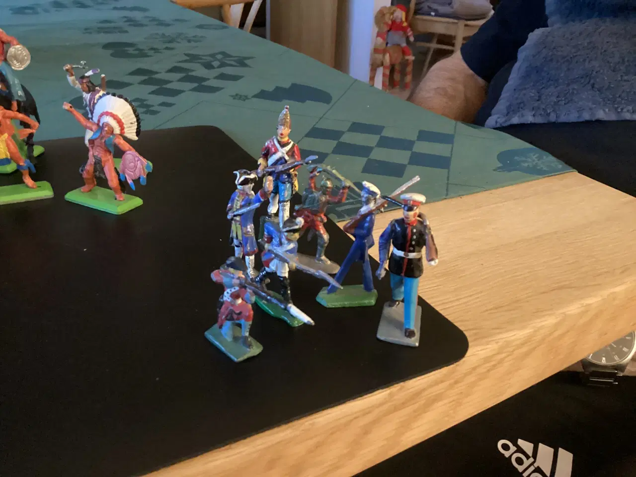 Billede 2 - Gl. Britains  cowboy  og soldater