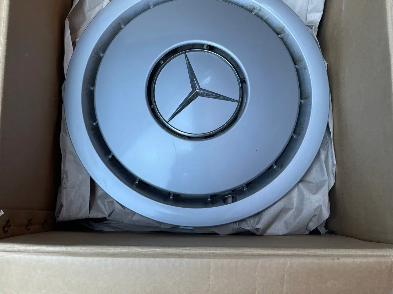 Billede 6 - Original Mercedes hjulkapsel 