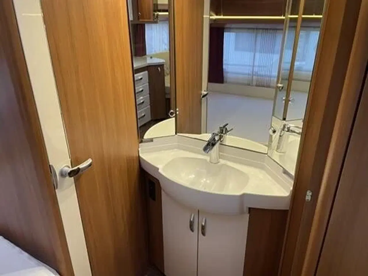 Billede 8 - Hobby EXCELLENT 540 UFe