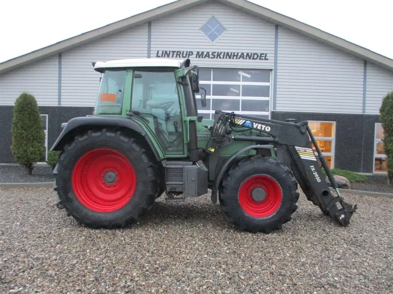 Billede 2 - Fendt 410 Vario med frontlæsser.