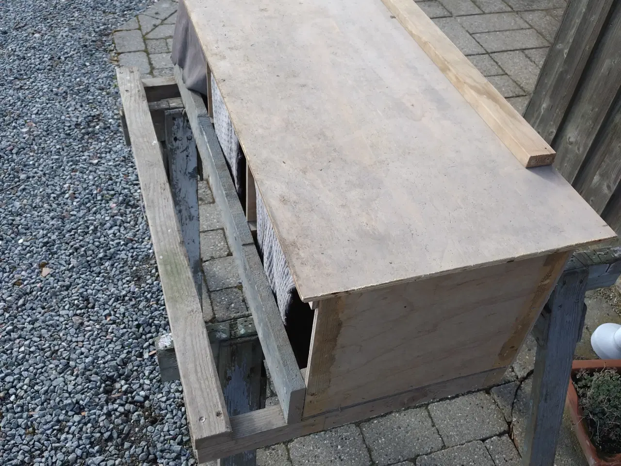 Billede 4 - Redekasse til 3 høns