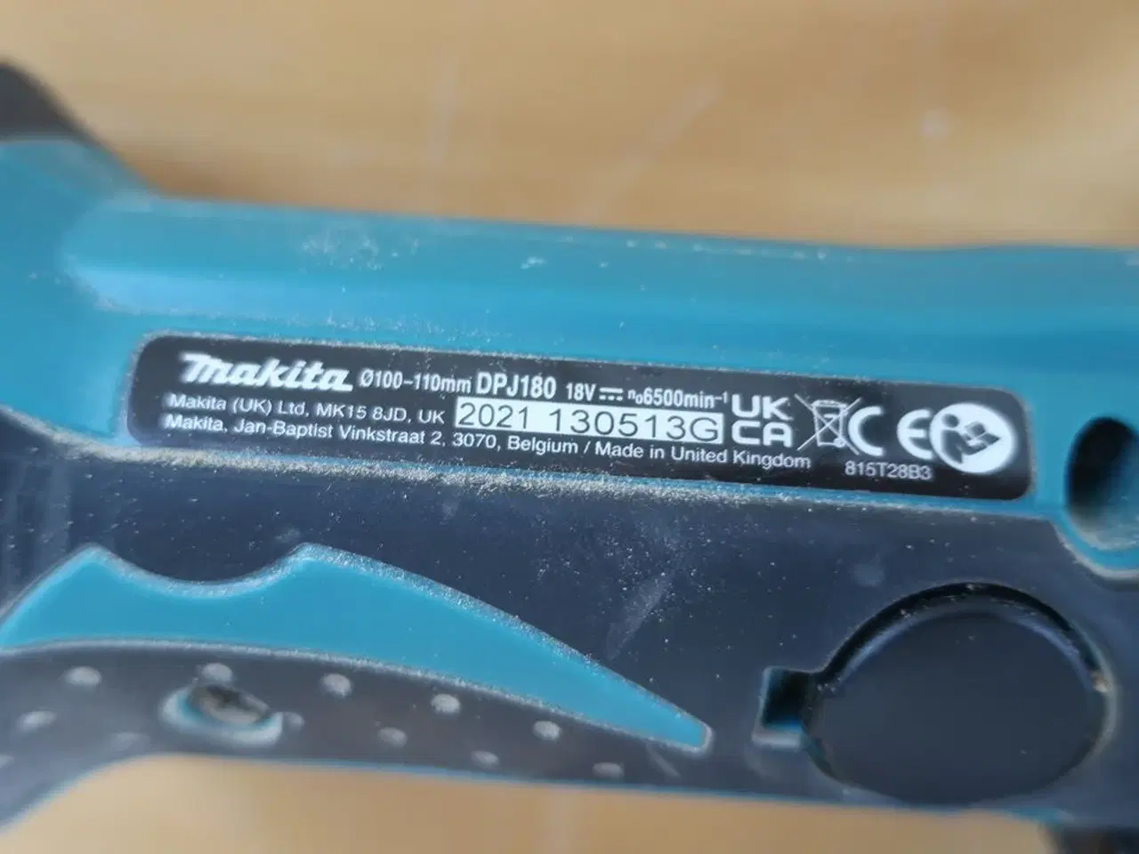 Billede 2 - Akkuværktøj MAKITA universalfræser m.v. inkl. lader og ét batteri