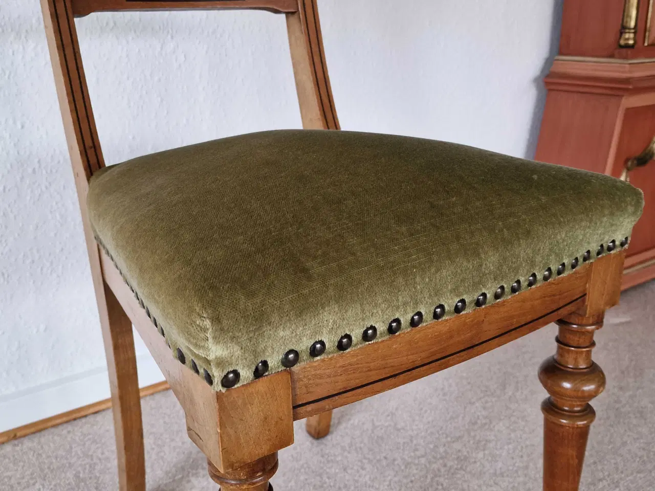 Billede 1 - Antik stol - let og elegant