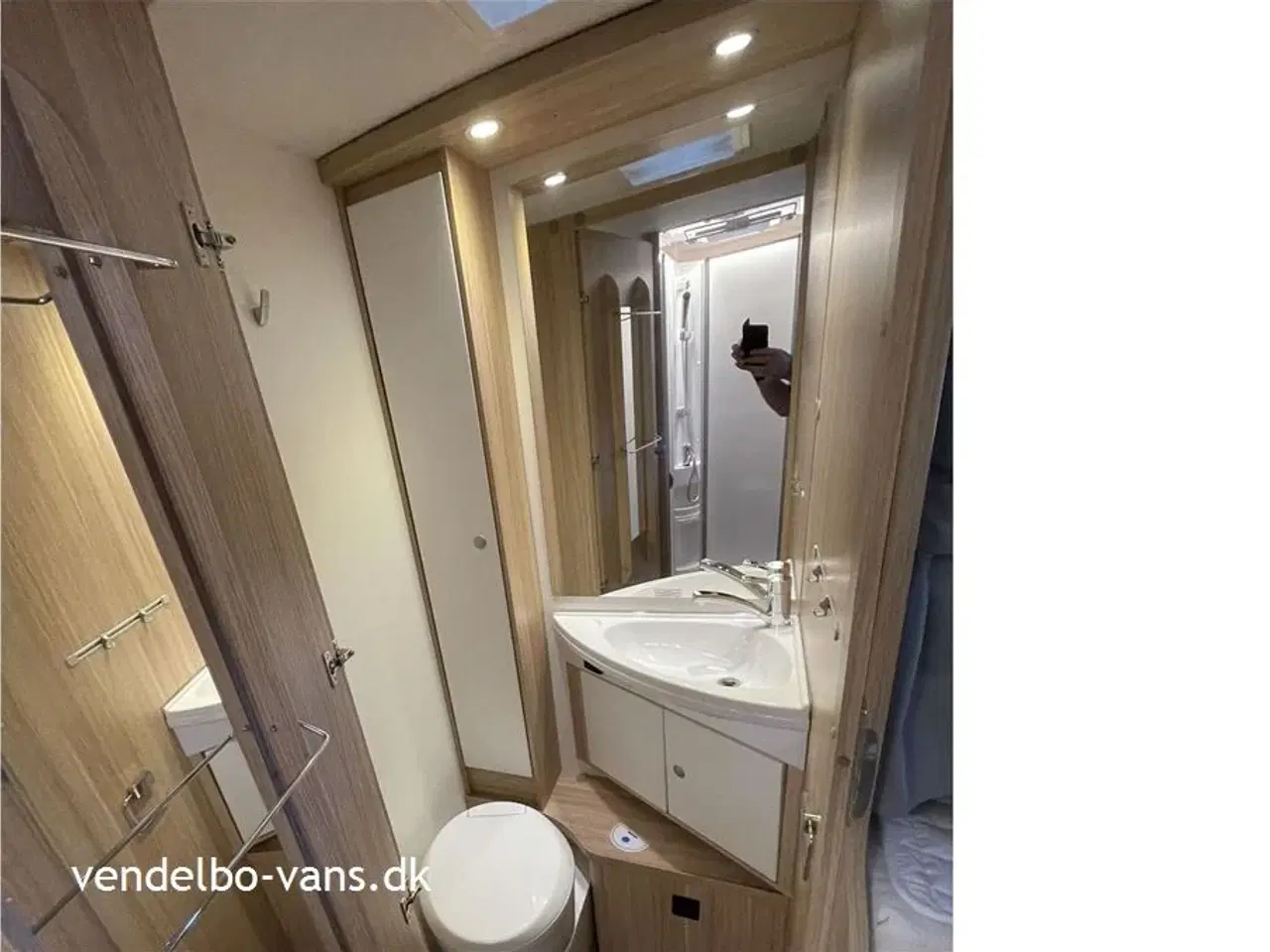 Billede 9 - 2021 - SunLight T 68 Adventure Edition   Enkeltsenge og stor garage - BEMÆRK KM