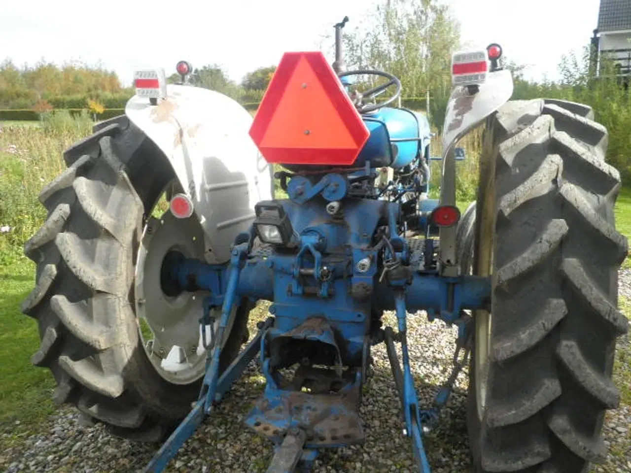 Billede 4 - Traktor. Fordson power major sælges.