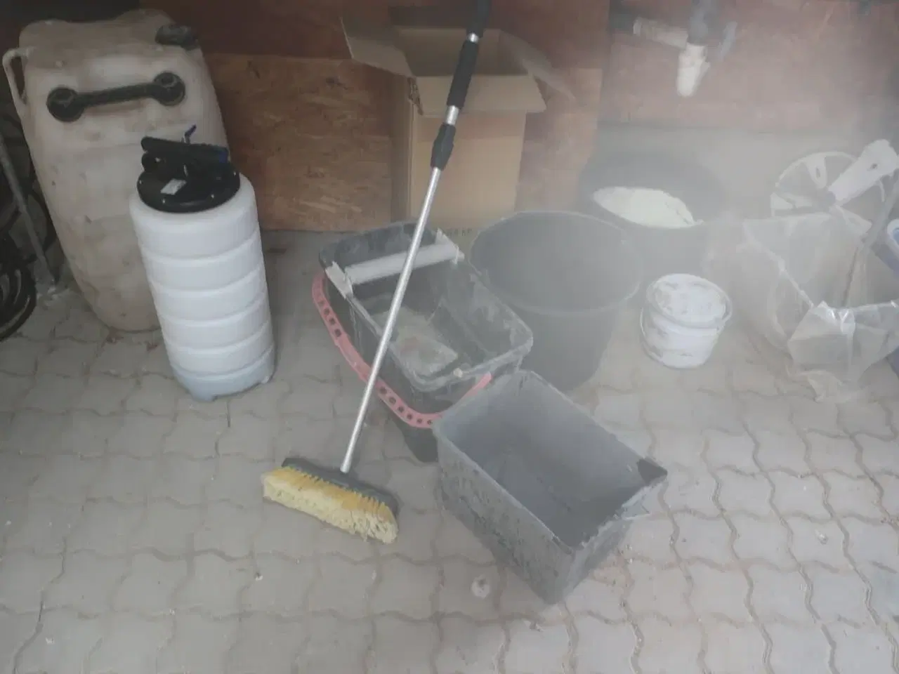 Billede 10 - Pallereol med indhold