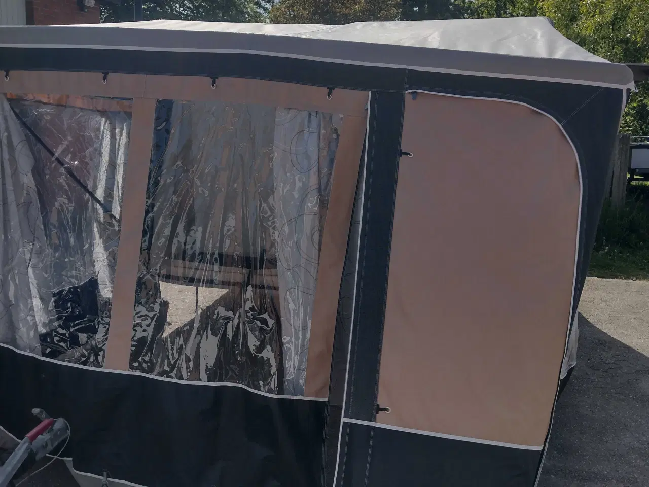 Billede 13 - Vi har fyldt lageret med campleter.