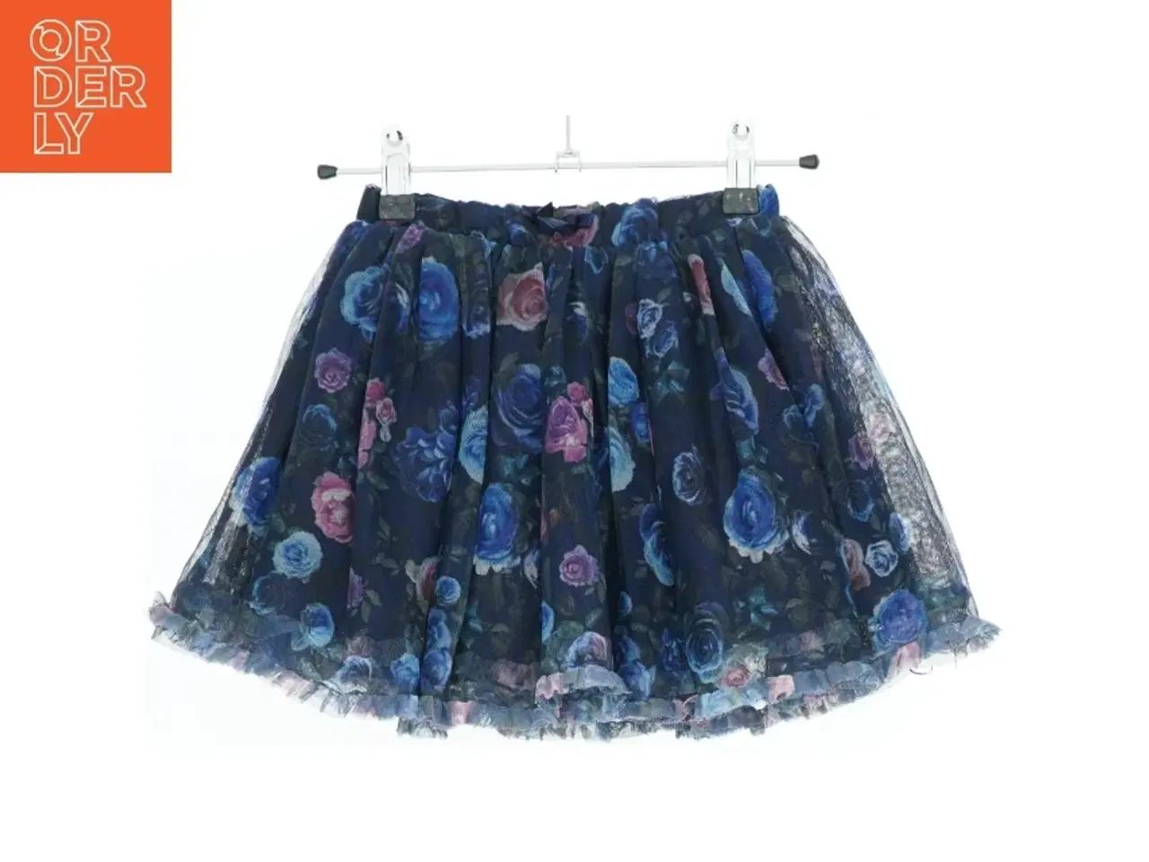 Billede 1 - Blomstret nederdel til børn fra H&M (str. 116)