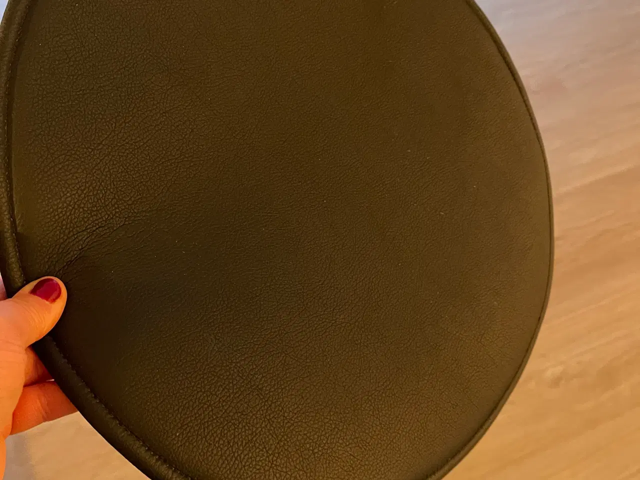 Billede 4 - Eames stole i sort