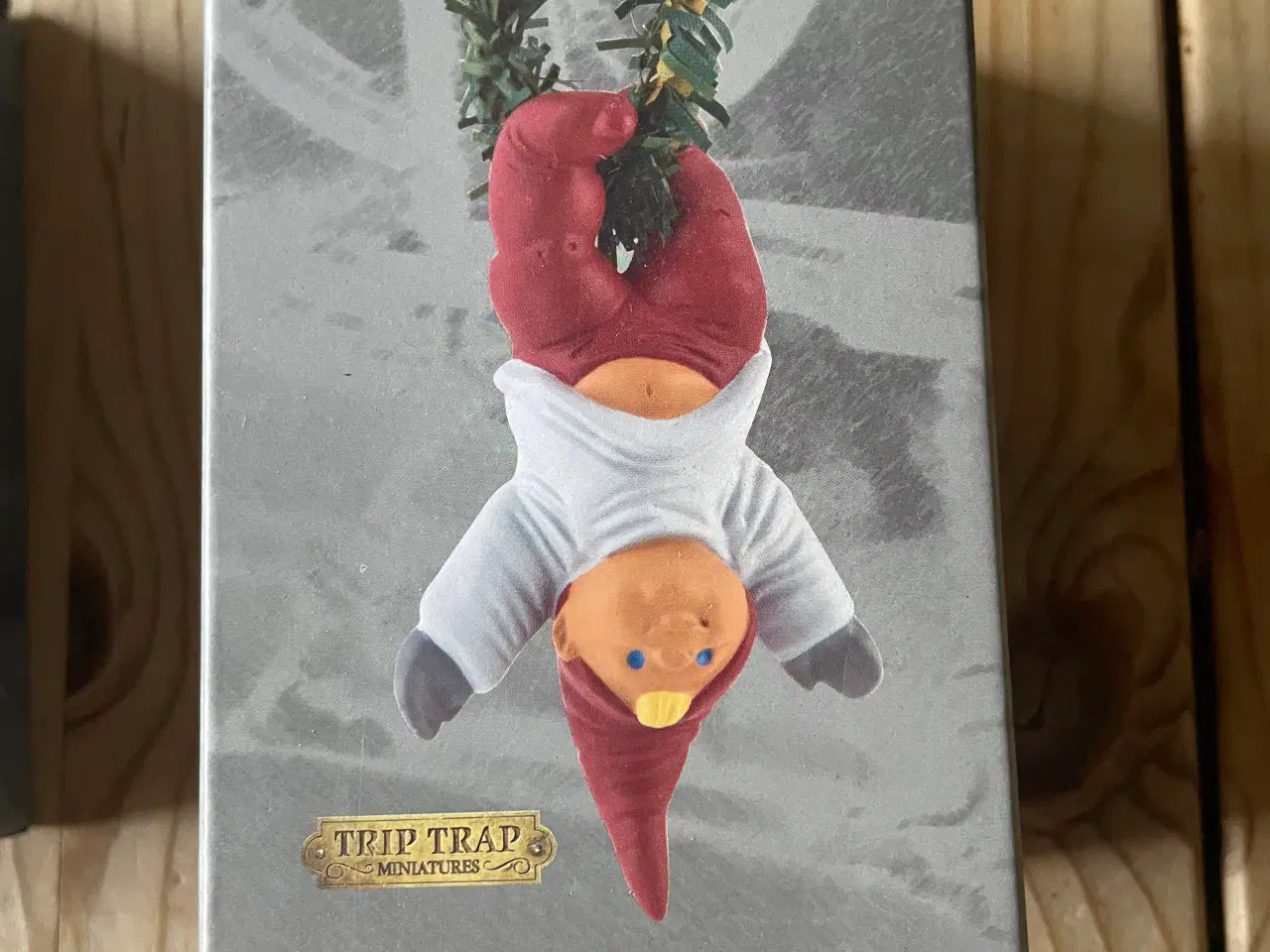 Billede 2 - Grannisser med æsker