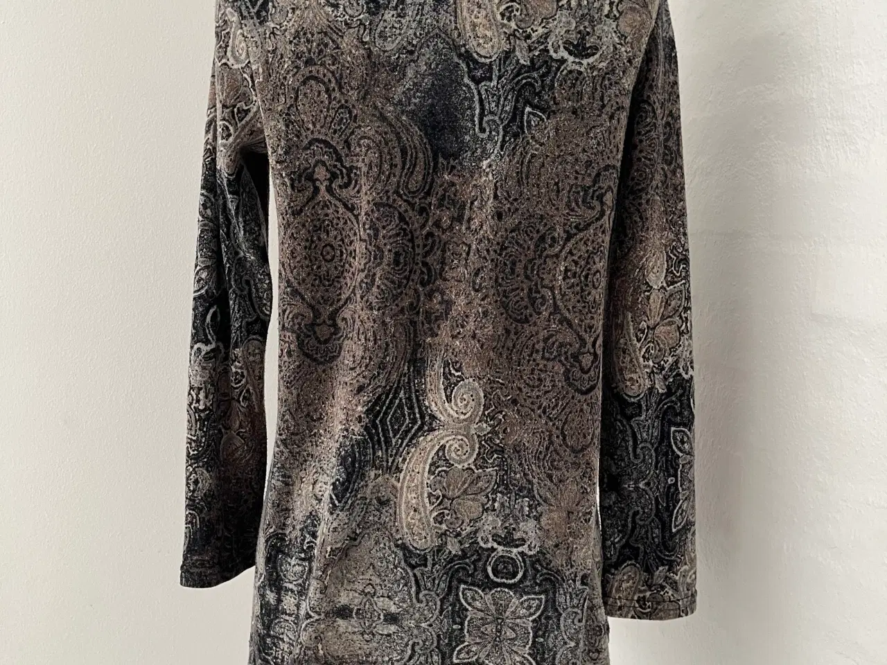 Billede 4 - Bluse str.38