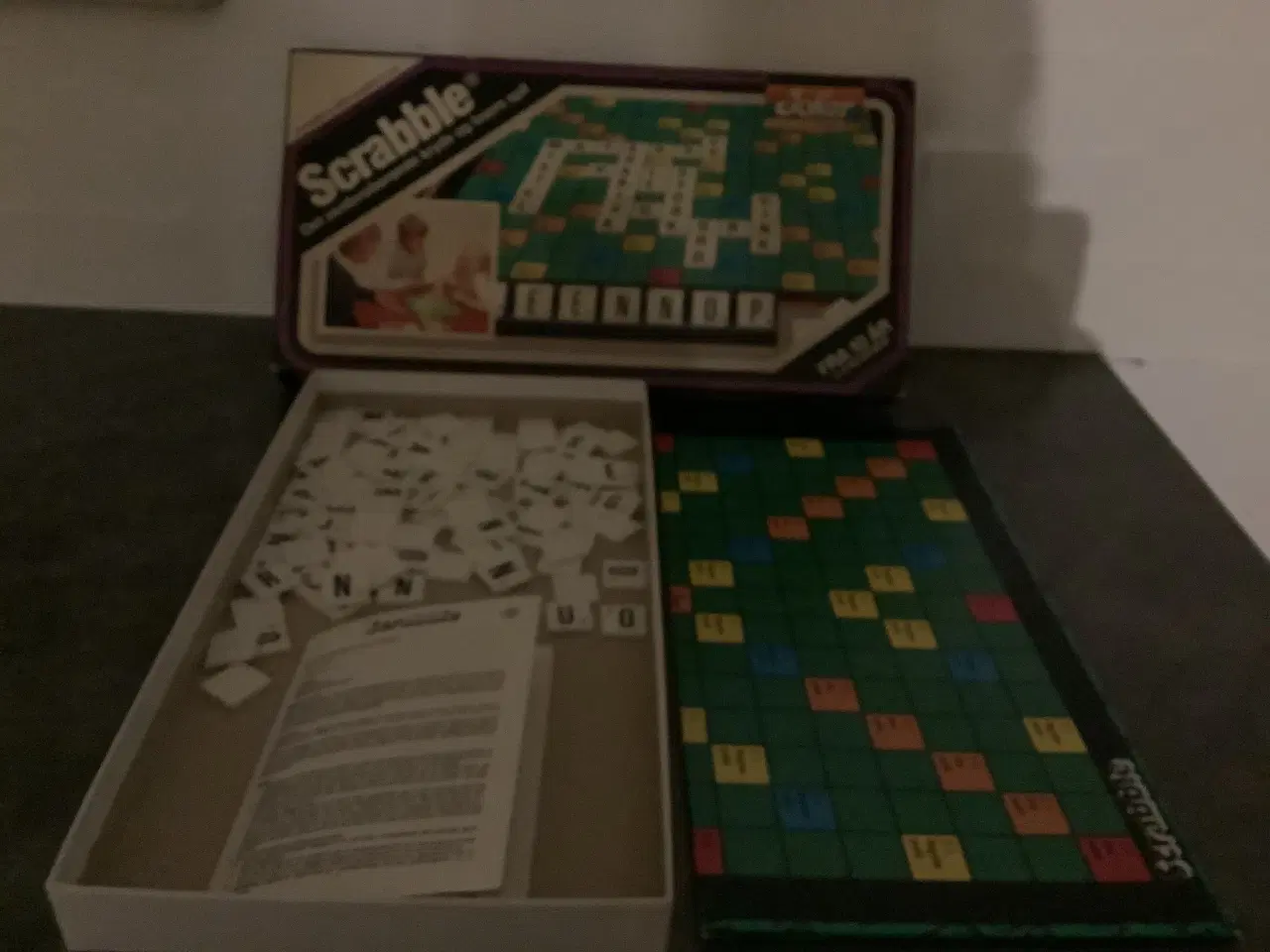 Billede 9 - Brætspil Stikord og danmarksspillet, rummikub 