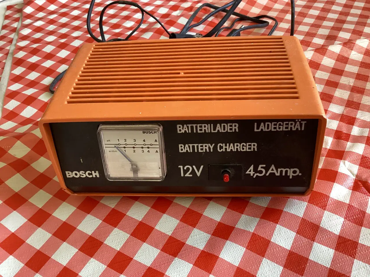 Billede 1 - Bosch Kl 123 M batterilader 12v 4,5 amp. 
