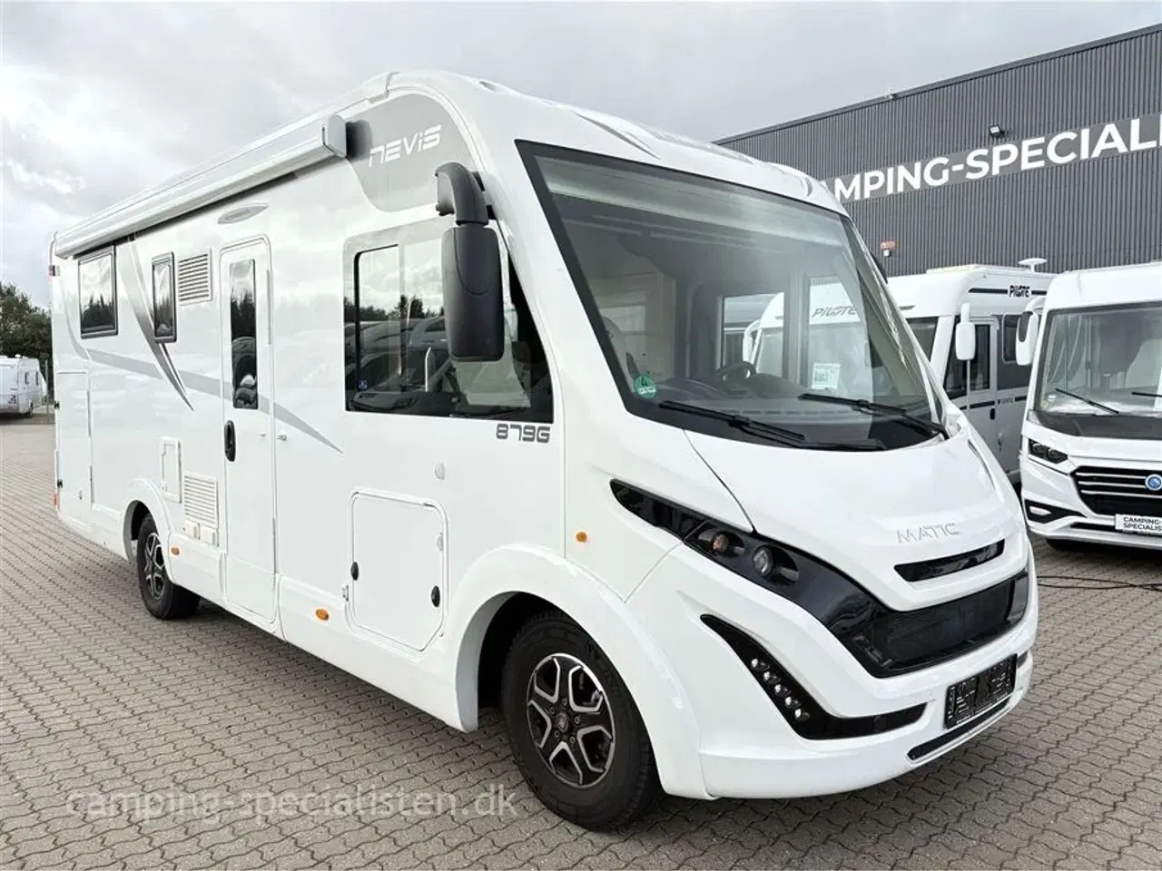 Billede 3 - 2024 - McLouis Nevis 879 G Matic   Mclouis Nevis 879G 2024 - Helintegreret autocamper - Se den nu hos Camping-Specialisten.dk
