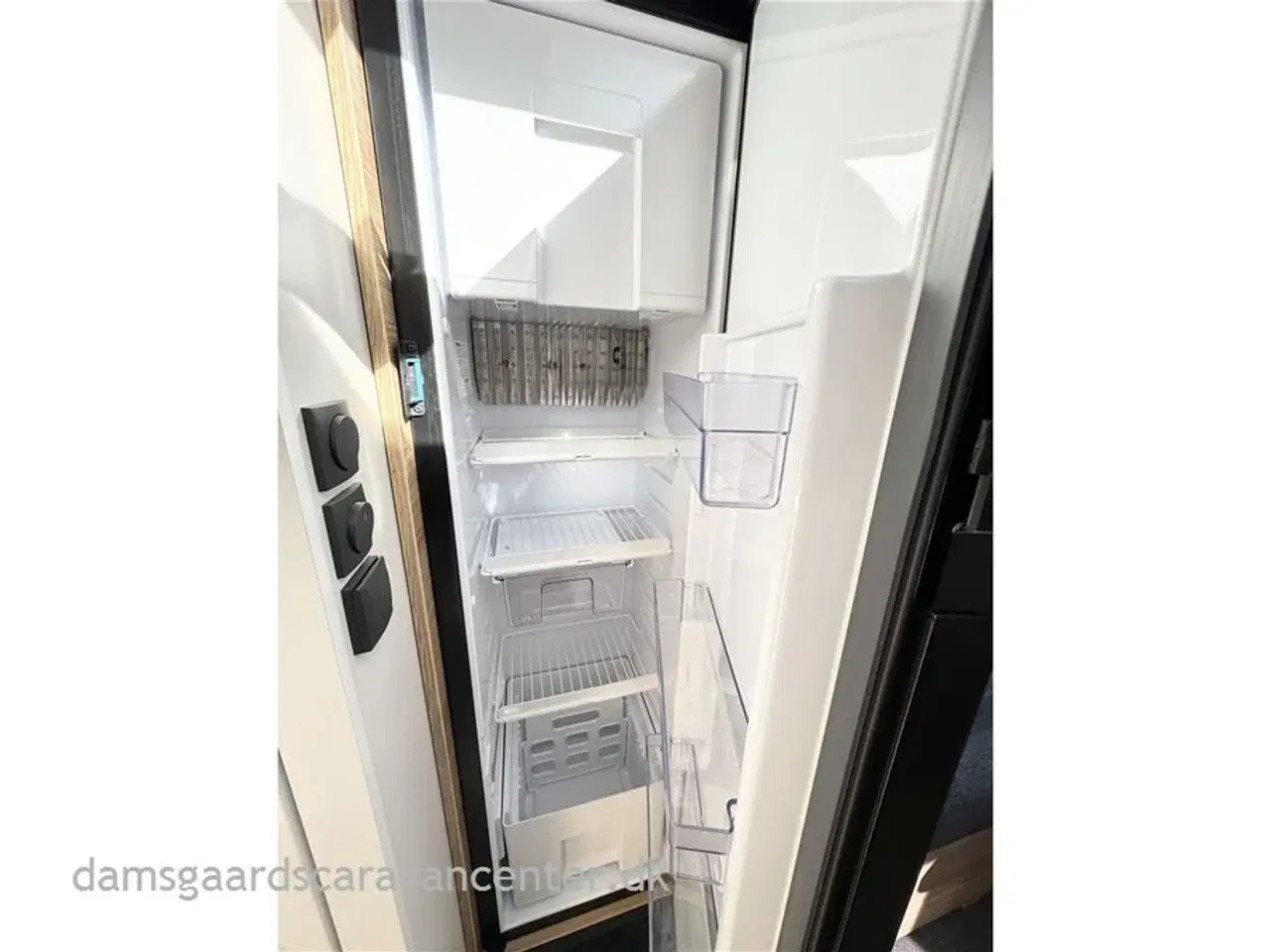 Billede 12 - 2023 - Adria Action 391 LH   Enkeltsenge-Gulvtemp.-Dometic telt-Solsejl