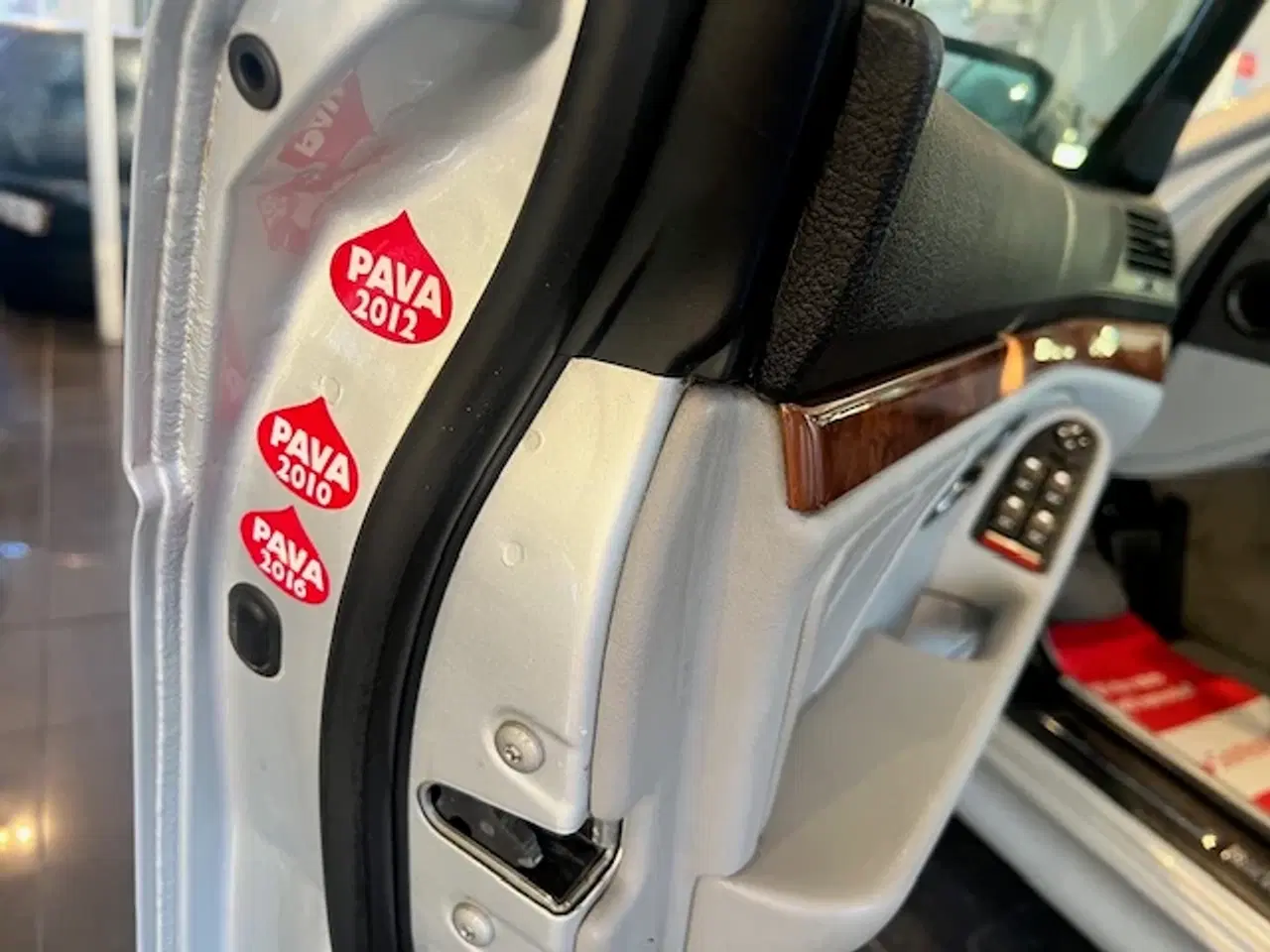 Billede 19 - Bmw 520i Aut. Læder, Træk, klima