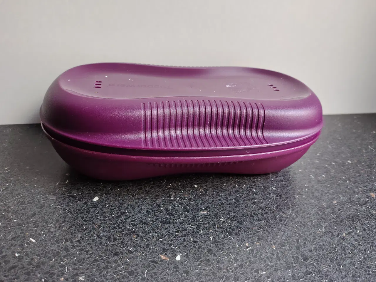 Billede 4 - Tupperware forskelligt 