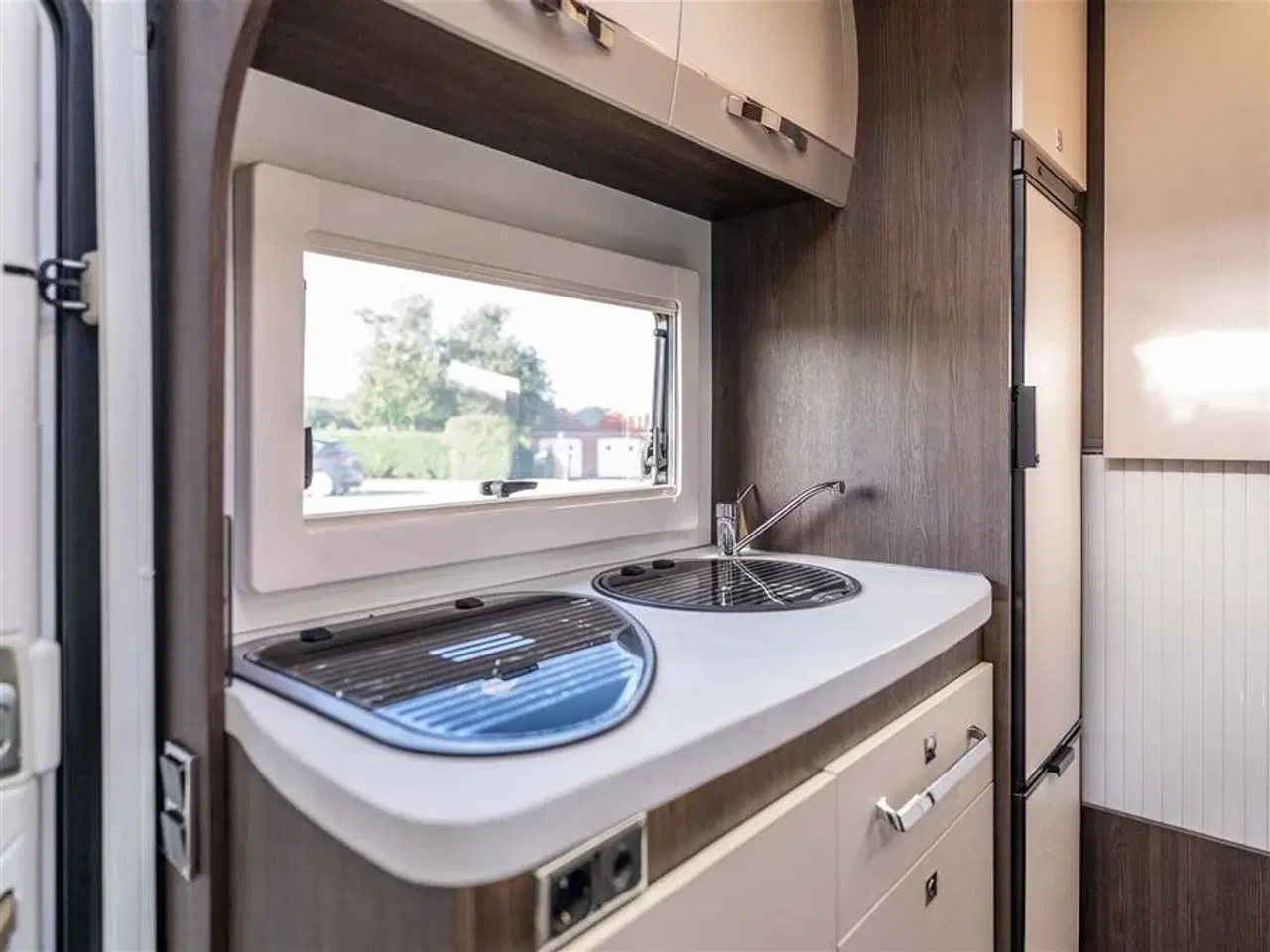 Billede 7 - 2020 - Benimar Tessoro T483