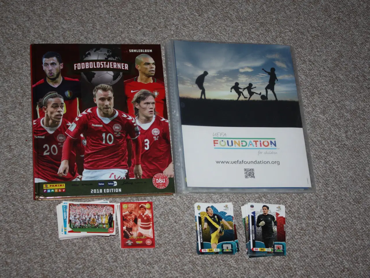 Billede 1 - Fodboldstjerner samlealbum 2018 edition DBU