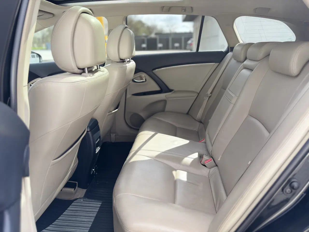 Billede 14 - TOYOTA Avensis Motorsport 