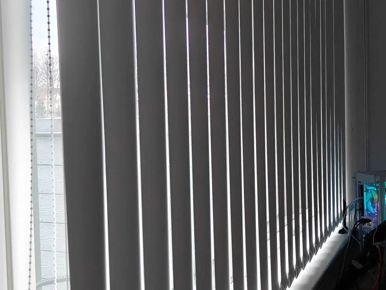 Billede 1 - Lamelgardin med mørklægning