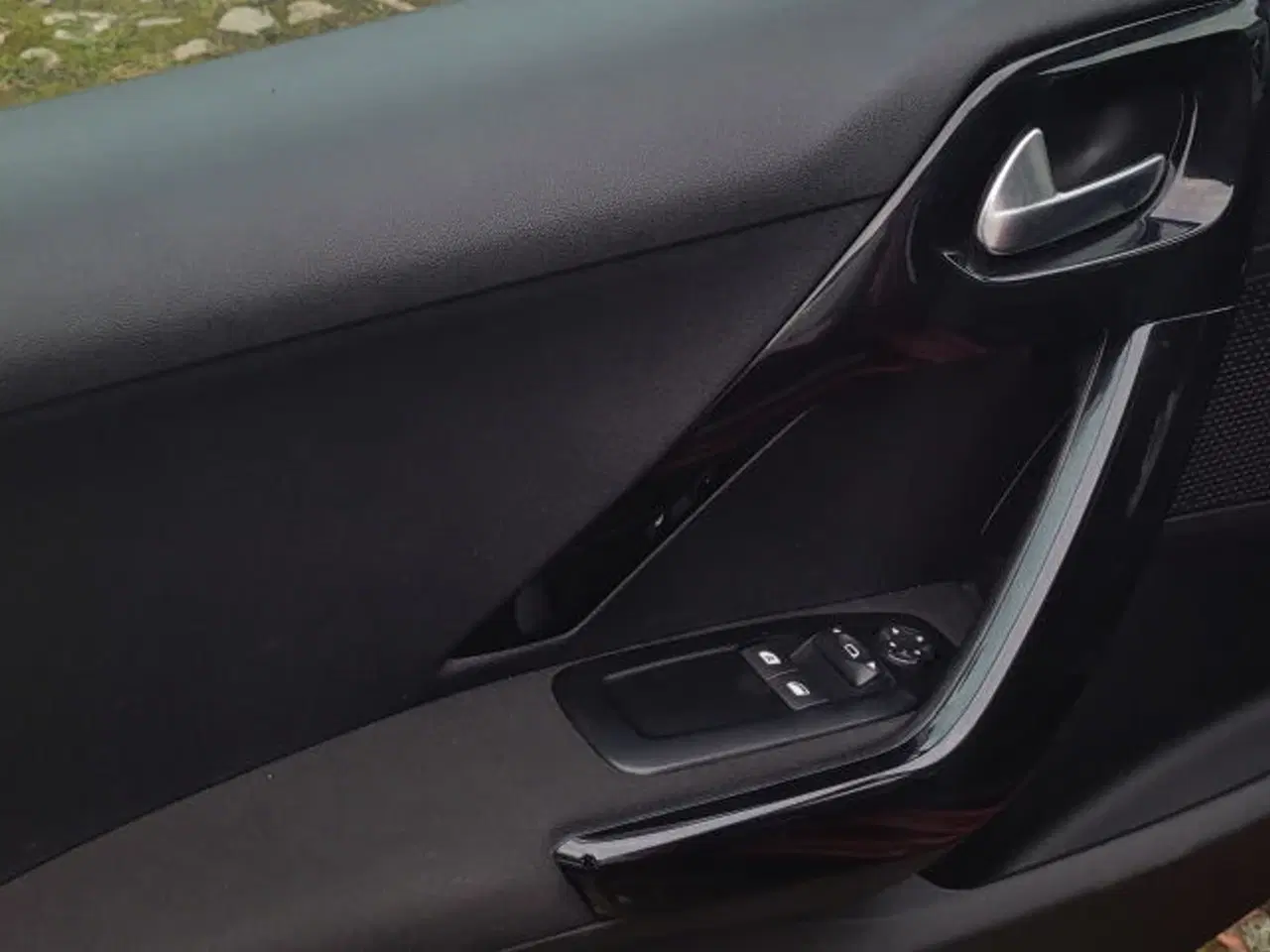 Billede 12 - Peugeot 208 1.4 e-HDi Aut., Automatgear, 29.3 km/l