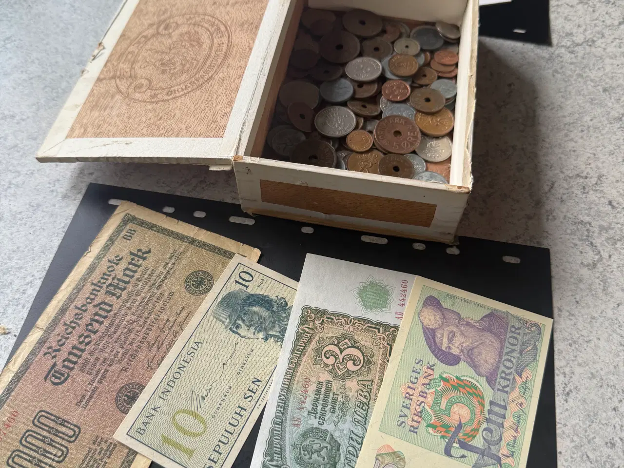 Billede 1 - Lot gamle mønter og sedler uden kasse 