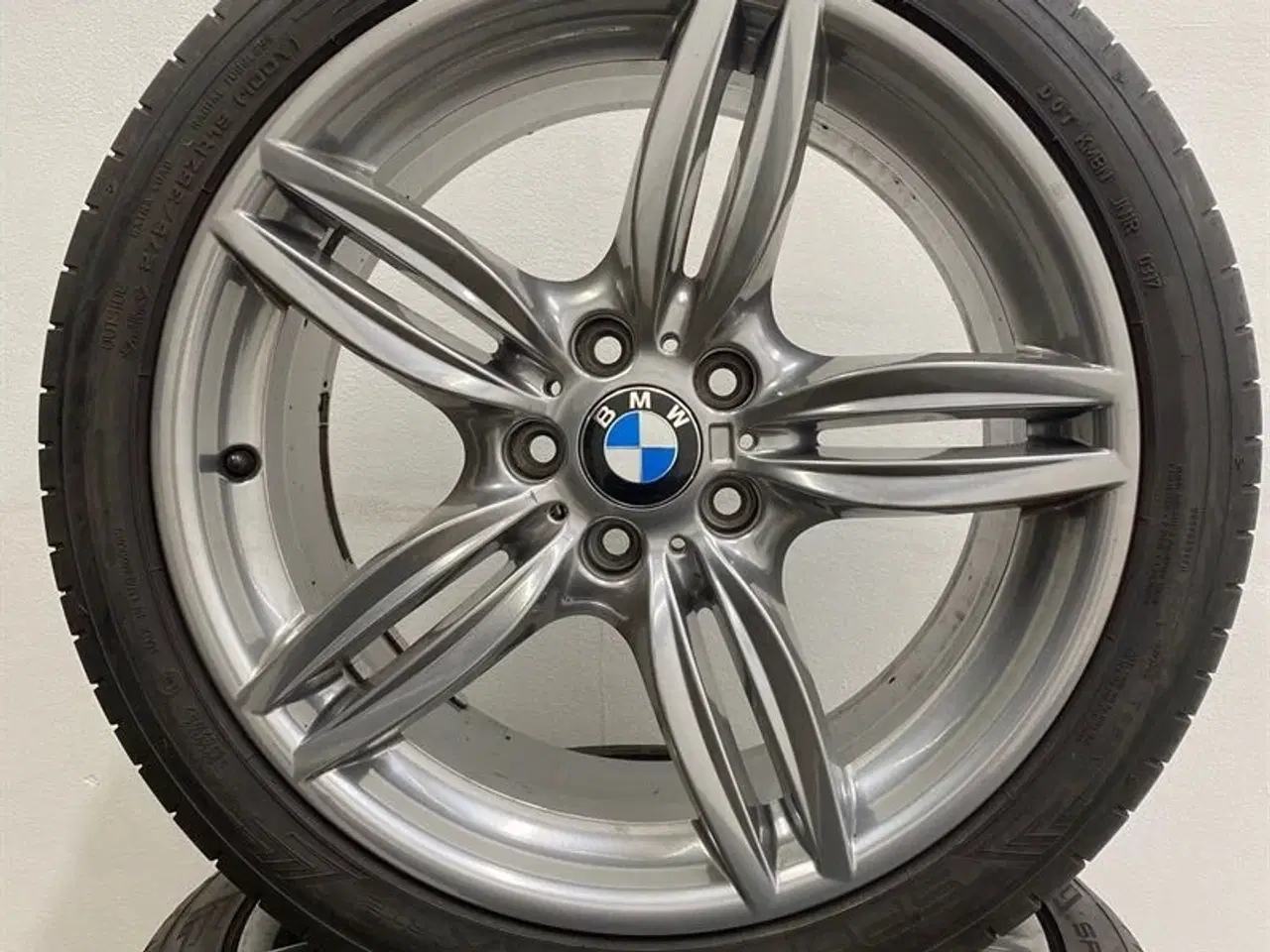 Billede 8 - 19" original BMW Alufælge med dæk "M double spoke 351" A64495 F10 F11 F12 F13 F06 GC F10 LCI F11 LCI F06 GC LCI F12 LCI F13 LCI